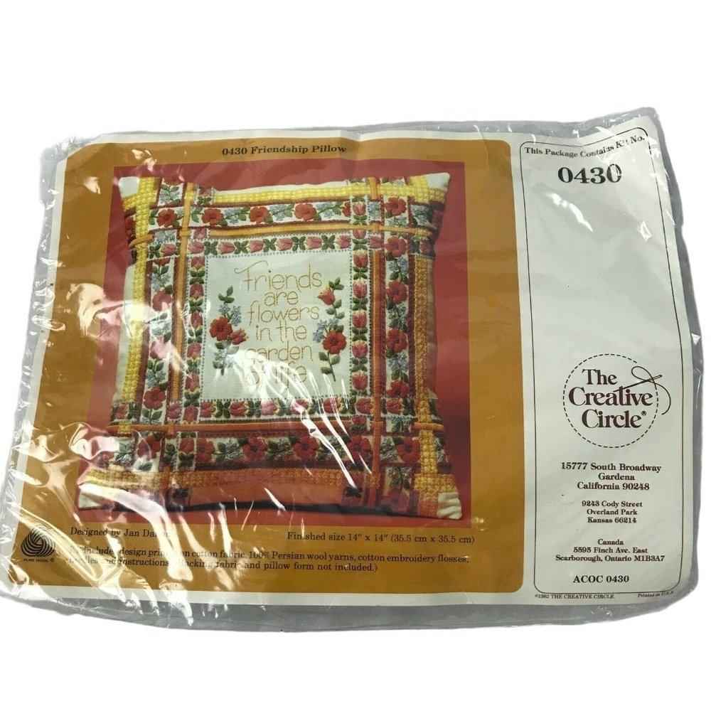 The Creative Circle #0430 Friendship Pillow Kit 1982